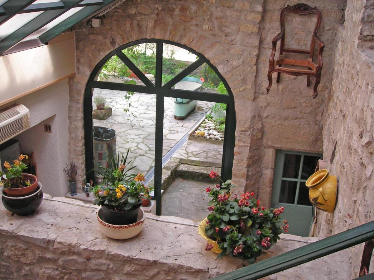 Au Coeur De La Cite Medievale Bed & Breakfast Vaison-la-Romaine Luaran gambar