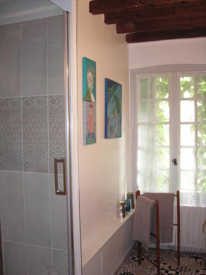 Au Coeur De La Cite Medievale Bed & Breakfast Vaison-la-Romaine Luaran gambar